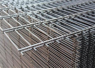 ポリ塩化ビニールの上塗を施してある二重金網の塀は、容易な耐久に金属の網の囲うこと取付けます