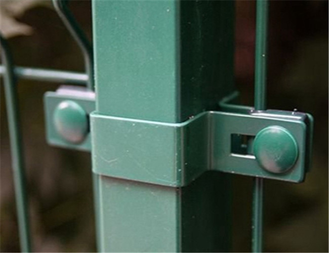 50mmの穴の簡単な緑色のポリ塩化ビニールによって塗られる金網の塀の把握グリップ