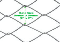 2インチの金属のチェーン・リンクの塀50mmのダイヤモンドの穴のサイクロン ワイヤー ロール