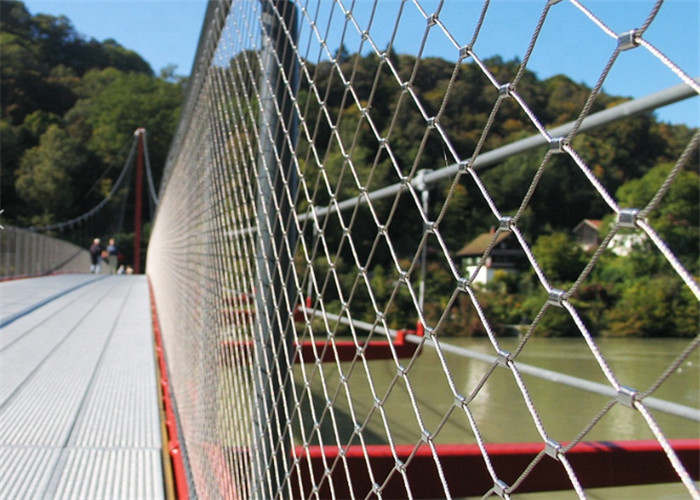 使用を囲う橋のためのステンレス鋼ワイヤー ロープの網の菱形の穴