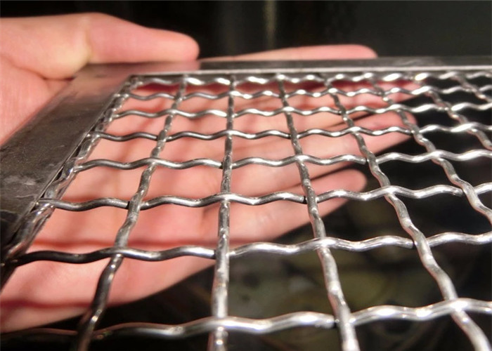 食品等級15mmの正方形のステンレス鋼のひだを付けられた網